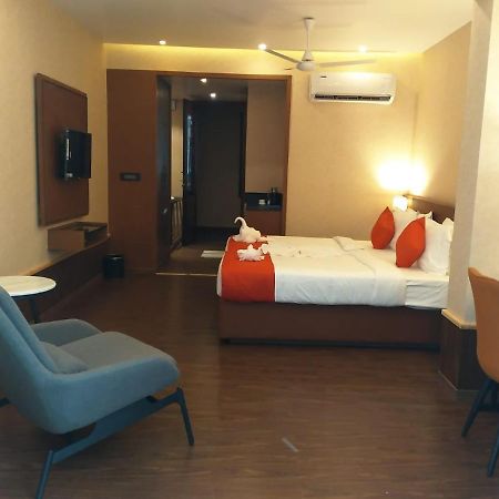 Forbesganj Hotel Jyoti מראה חיצוני תמונה