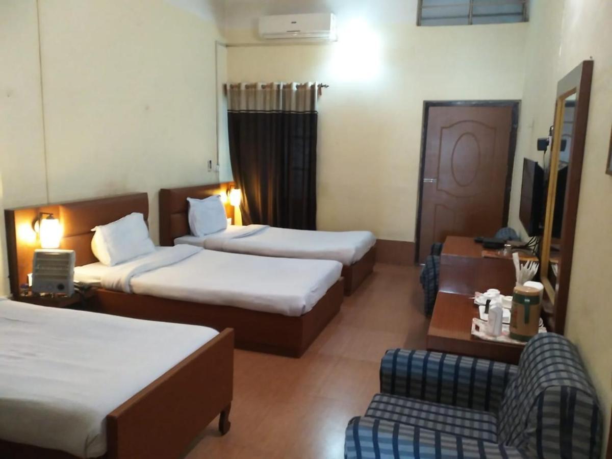 Forbesganj Hotel Jyoti מראה חיצוני תמונה