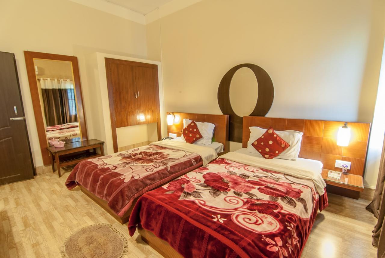 Forbesganj Hotel Jyoti מראה חיצוני תמונה